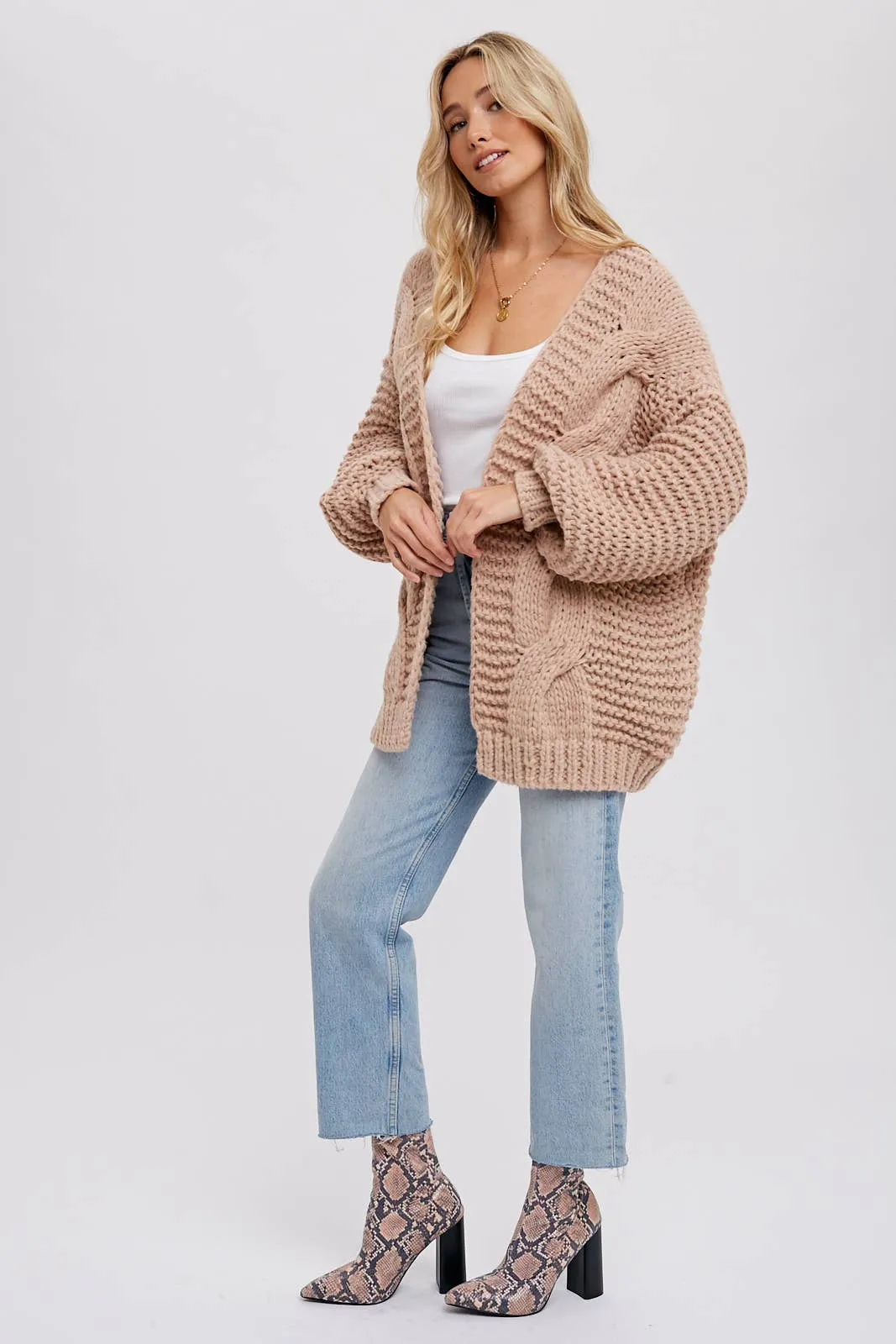 BLUIVY CHUNKY CABLE CARDIGAN