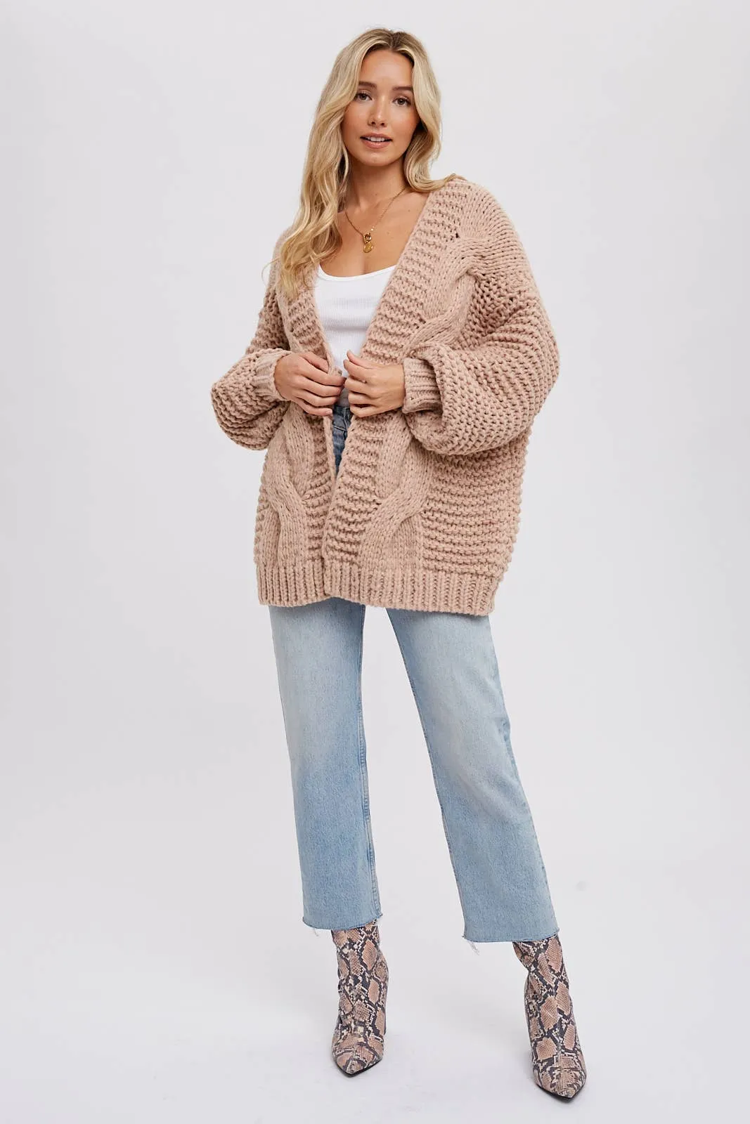 BLUIVY CHUNKY CABLE CARDIGAN