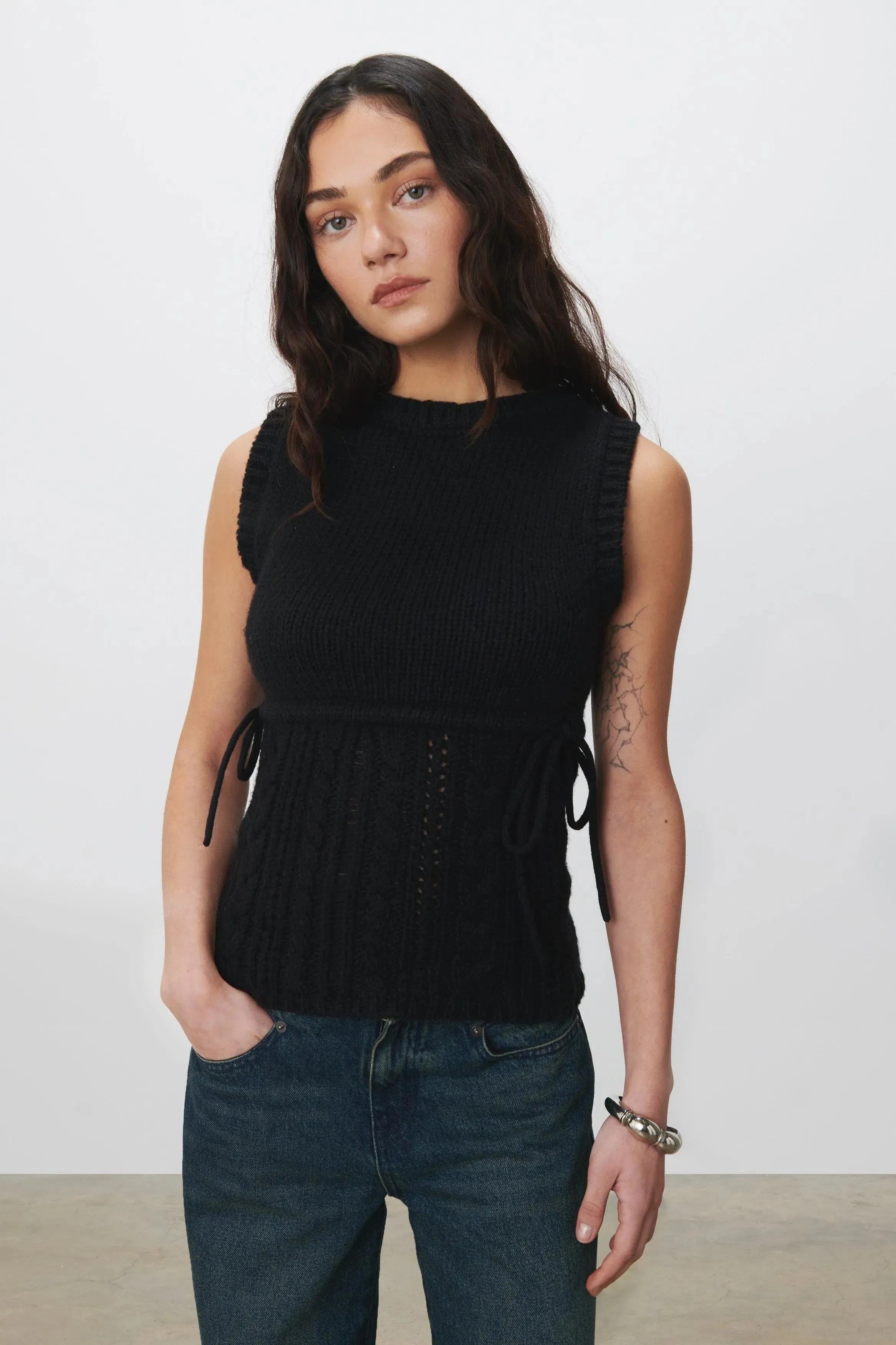 The Gabrielle Vest Knit, Ash